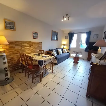Cote Fleurie -le D'honfleur Apartman *