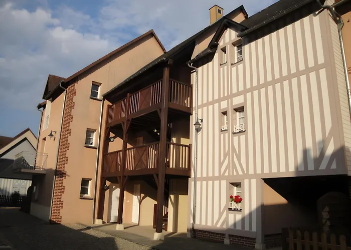 Cote Fleurie -le D'honfleur Apartment *